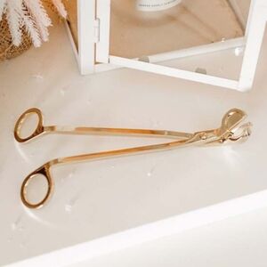 Jillian Harris Jilly Box Winter 2021 Canvas Candle Co Wick Trimmer from NIB